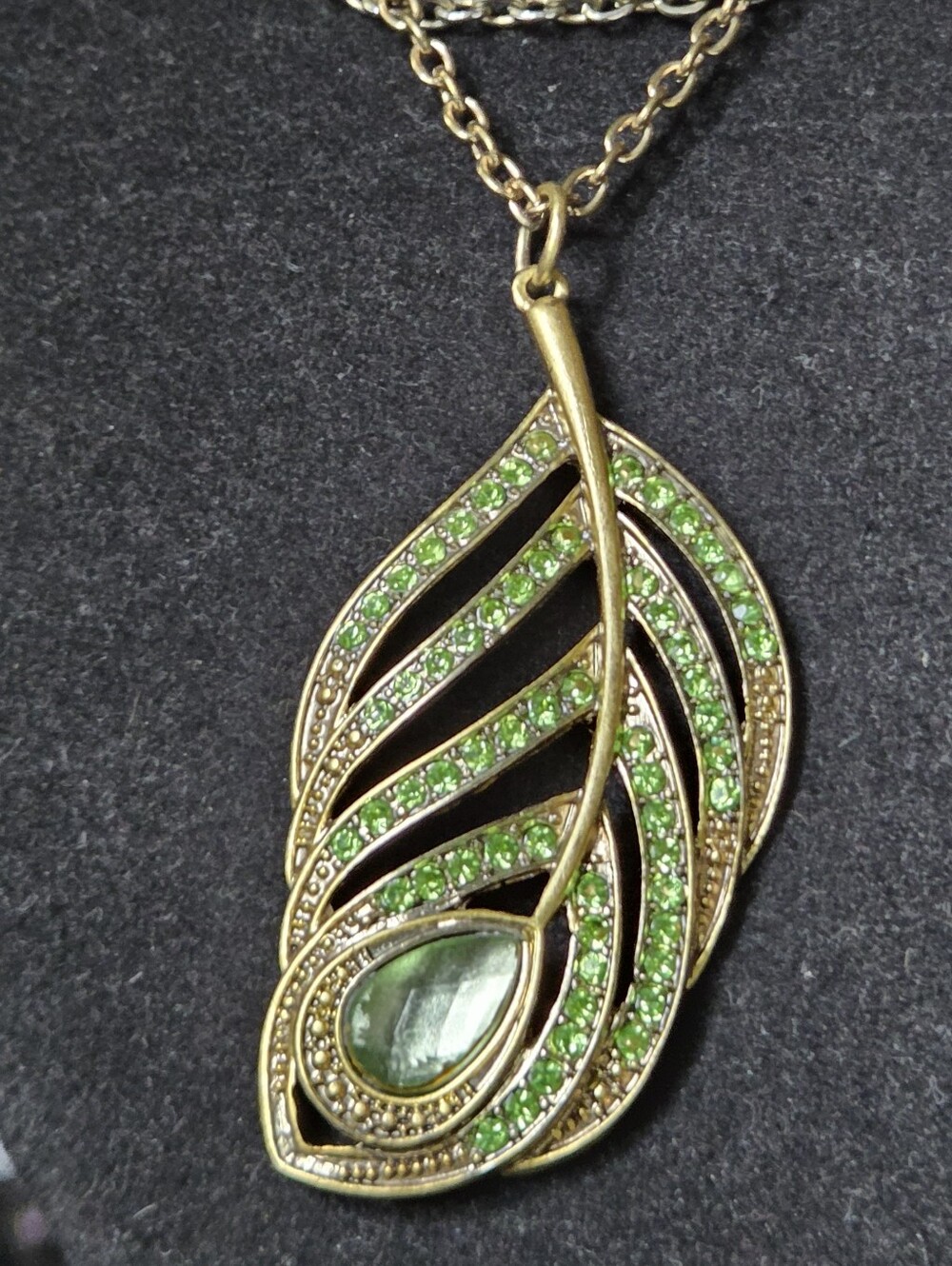 New York & Company Peacock Feather Gold-Tone Necklace Green Stones 32"